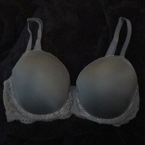 Worn Once - VS 36DD Dream Angels Demi